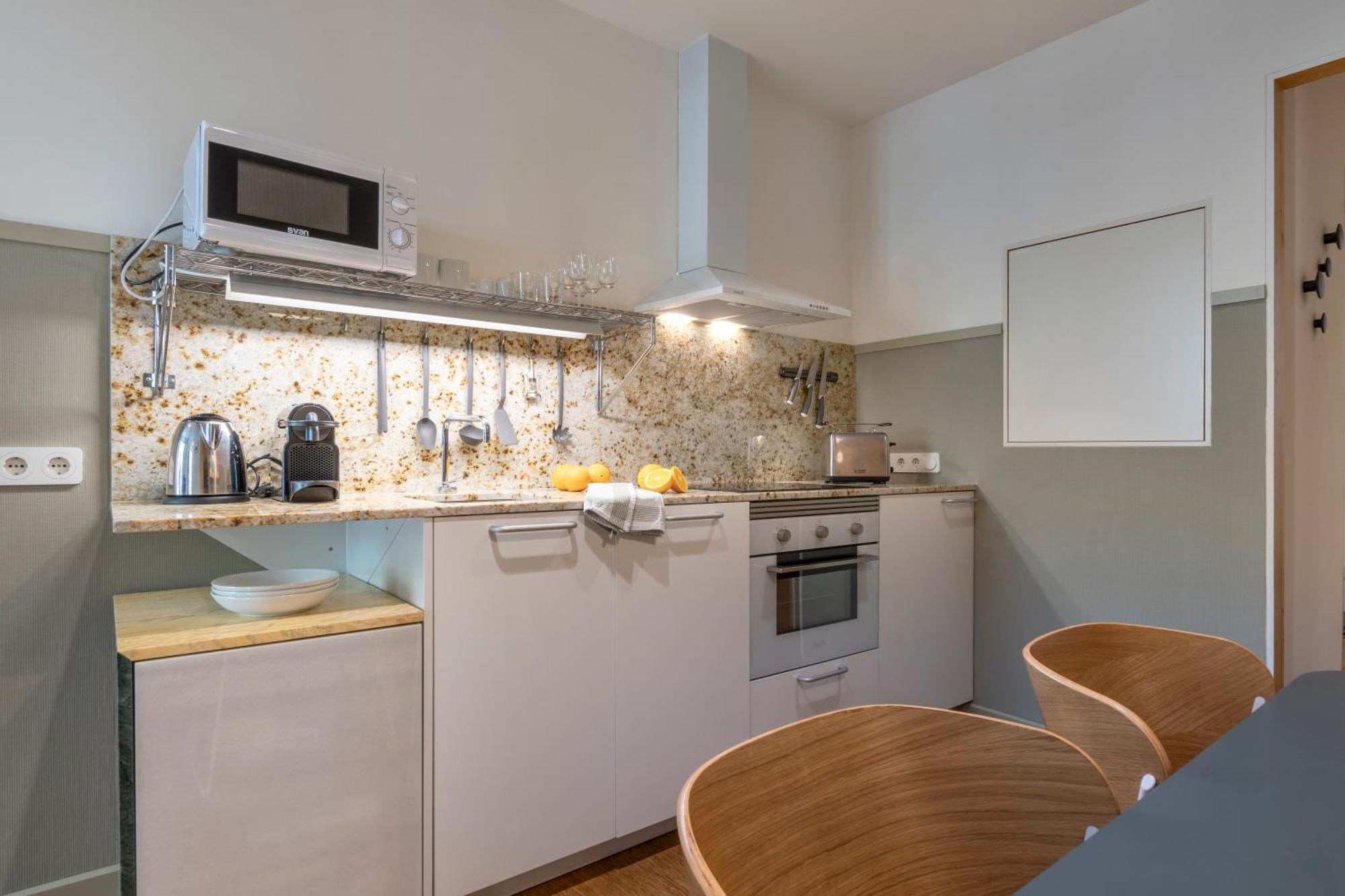 Aspasios City Oasis Apartments Barcelona Exterior photo